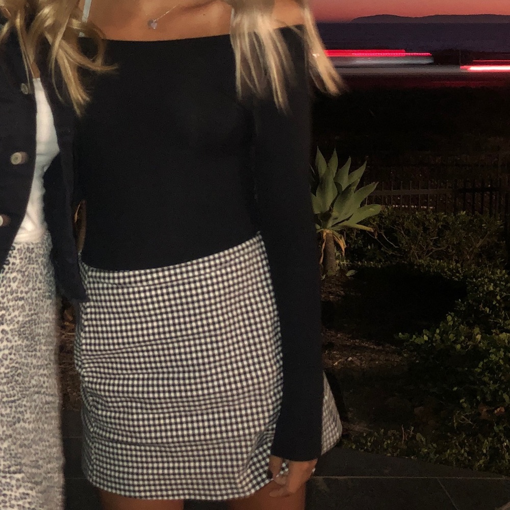 Brandy Melville ribbed off the shoulder bodysuit